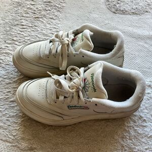 Platform Reebok sneakers